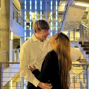 Meet your Posher, Candy